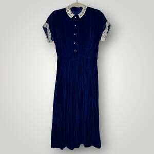Vintage Dress 1940s Blue Velvet Lace Collar and Arm Rhinestone Button